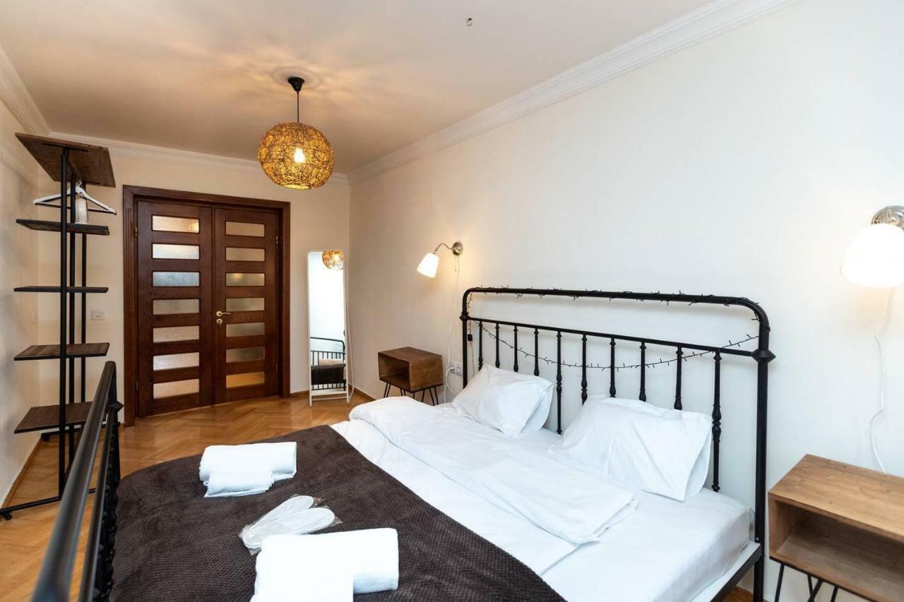 Wehost Cosy Apartment Τυφλίδα Εξωτερικό φωτογραφία